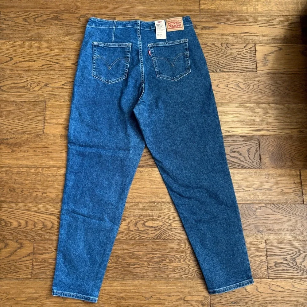 Levi’s High-Waisted Tapered Jeans - Picture 9 of 10